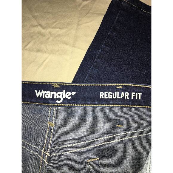 Wrangler Regular Fit MGW25RE 36X32 Straight Leg Dark Wash Mens Jeans - Picture 5 of 6